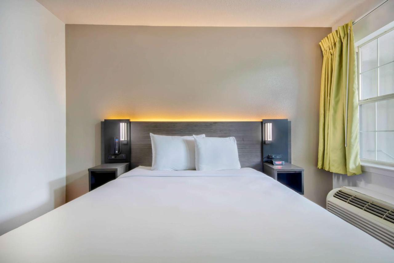 Studio 6-San Antonio, Tx - Medical Center Экстерьер фото